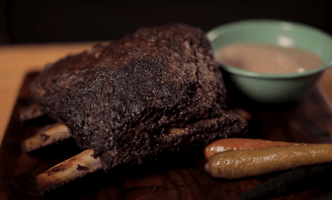 Costillas Ahumadas en Asador con Tapa