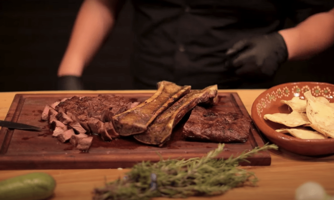 Vampiros de Carne Asada con Tuétano